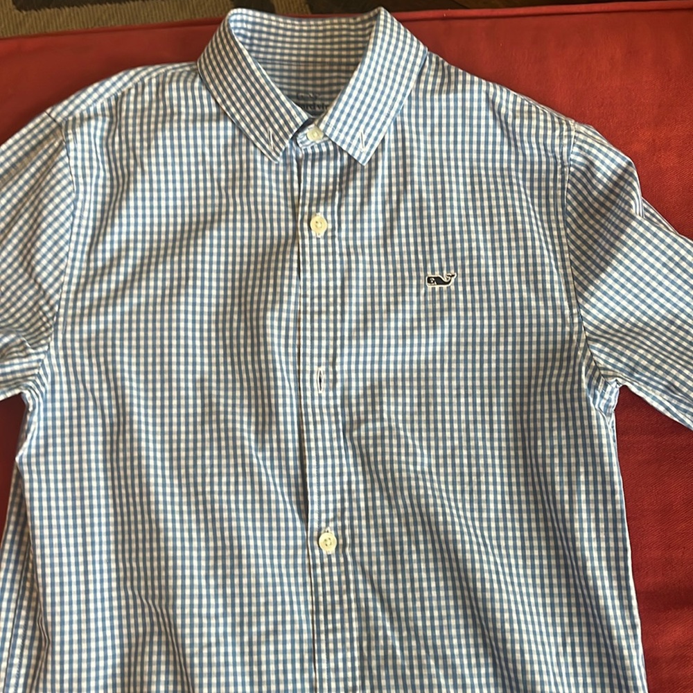Boys Vineyard Vines button down size small